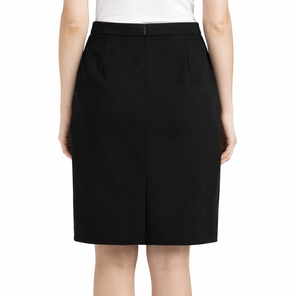 Briggs New York Classic Black Pencil Skirt - Picture 2 of 2